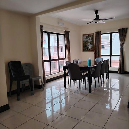 Town Condo - Marina Court Kota Kinabalu Buitenkant foto